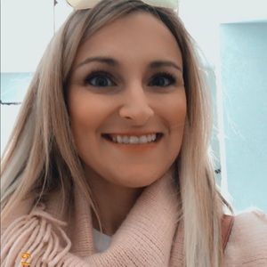 Meet your Posher, Sara